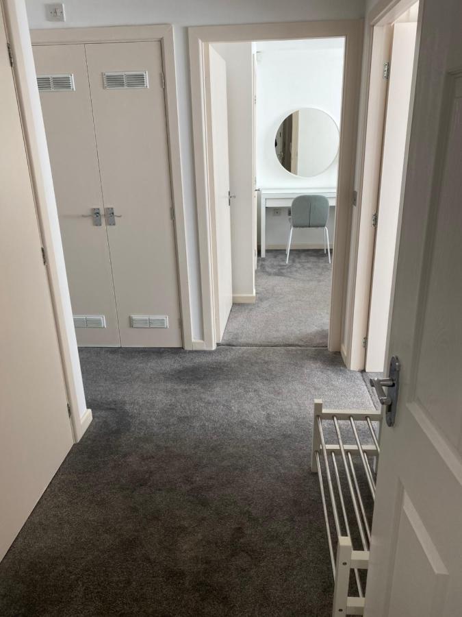Marine Viewing 2 Bedrooms Flat 曼彻斯特 外观 照片