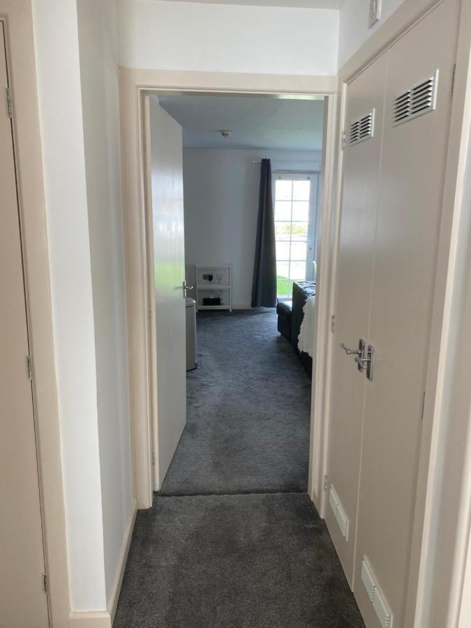 Marine Viewing 2 Bedrooms Flat 曼彻斯特 外观 照片